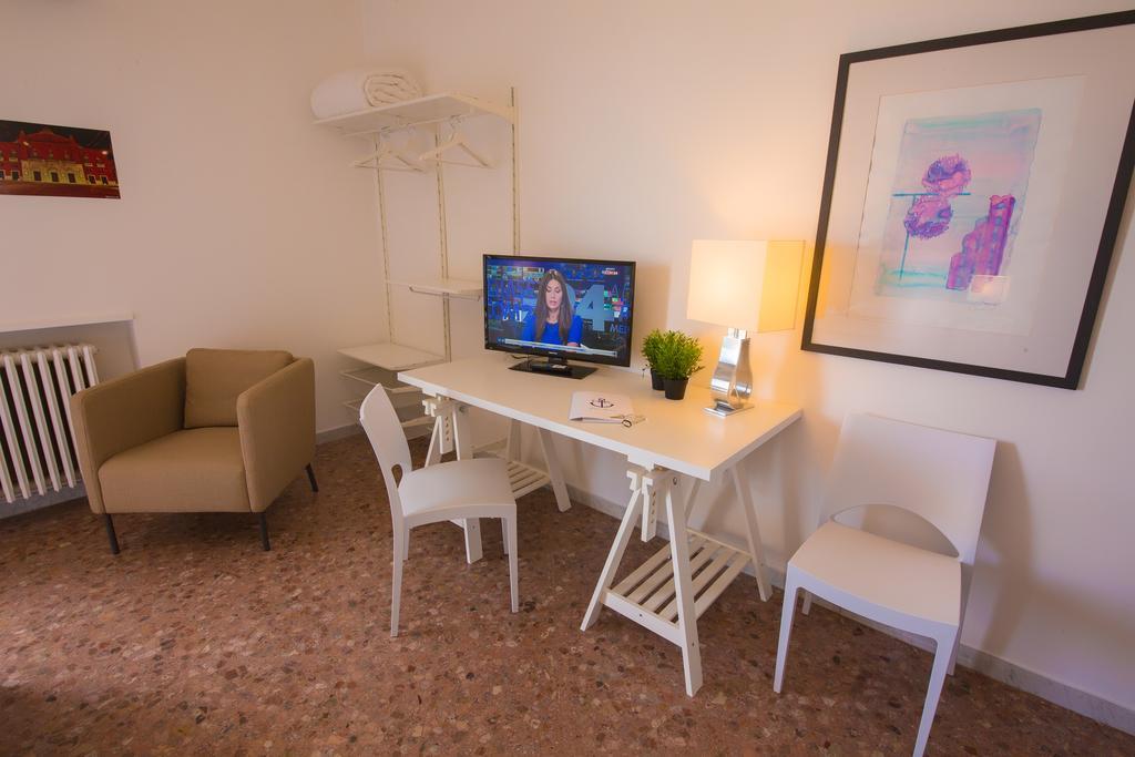 Hotel Riviera Μπάρι Εξωτερικό φωτογραφία