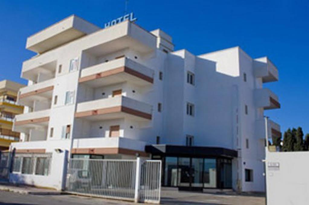 Hotel Riviera Μπάρι Εξωτερικό φωτογραφία
